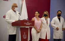 Llegan 55 médicos cubanos a Colima
