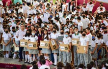 ColiBecas a escuela de talentos: Indira