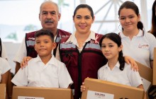 Llegan nuevamente las ColiBecas a Tecoman: Indira